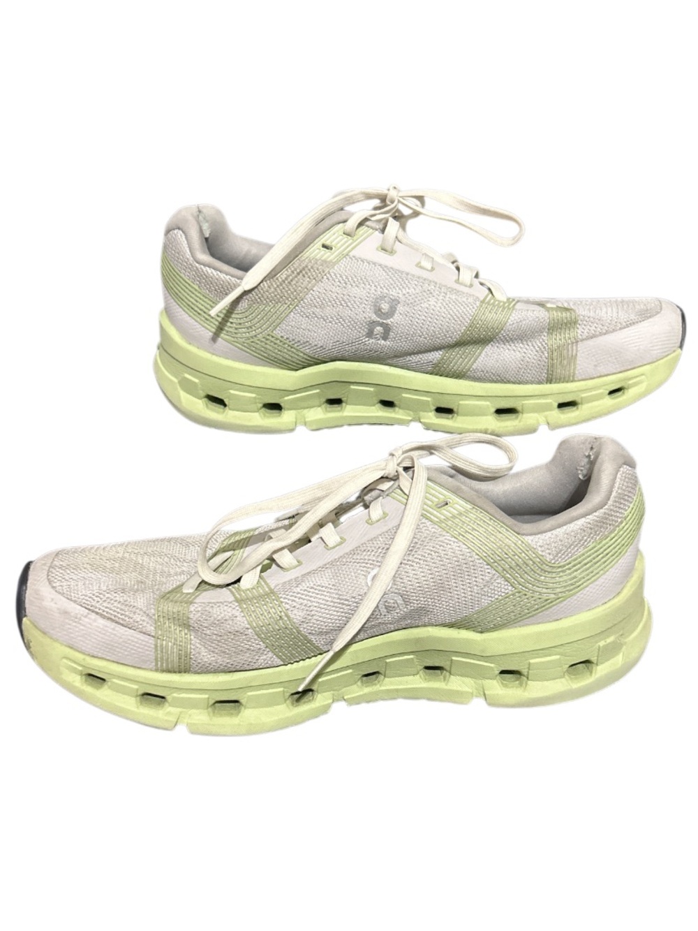 On Cloudgo in White/Meadow Size 8 - Picture 4 of 6